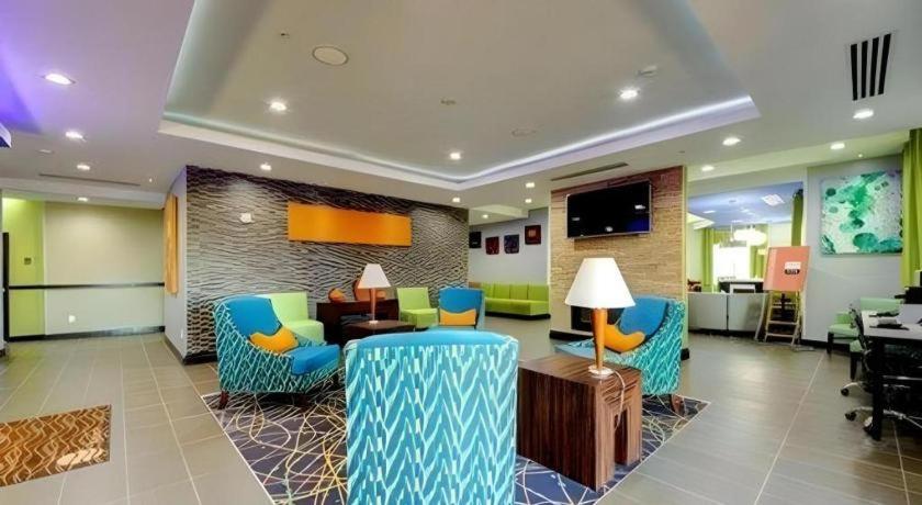 Comfort Inn & Suites Tulsa I-44 West - Rt 66 Oakhurst Kültér fotó